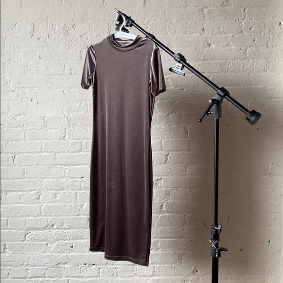 Zara Silver Metallic Velvet Dress - Picture 1 of 6